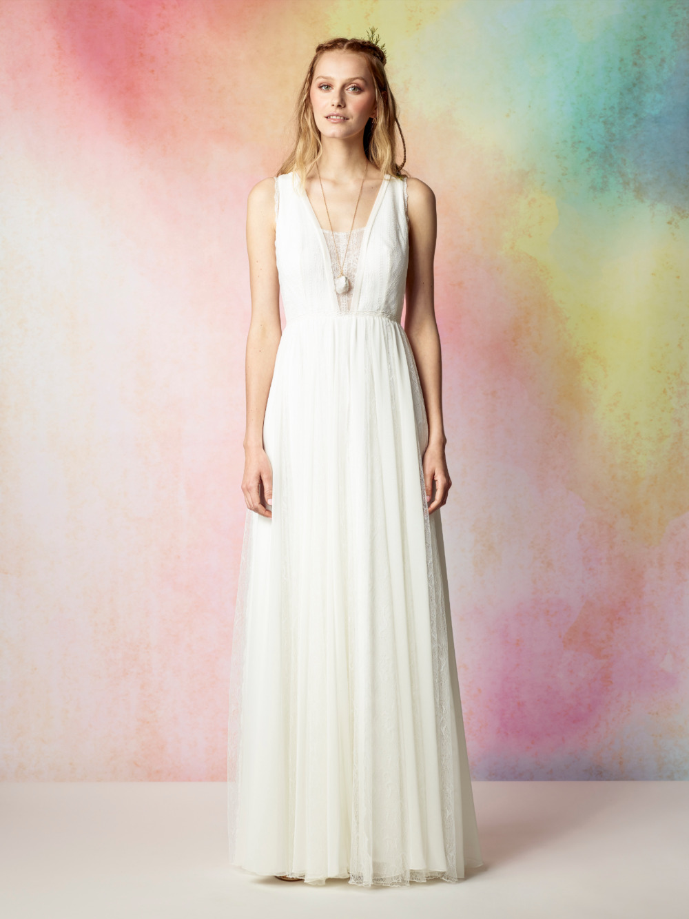 bohemian-chic-styling-wedding-dresses
