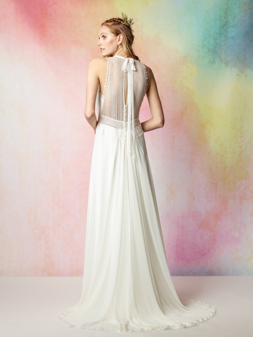 bohemian-chic-styling-wedding-dresses