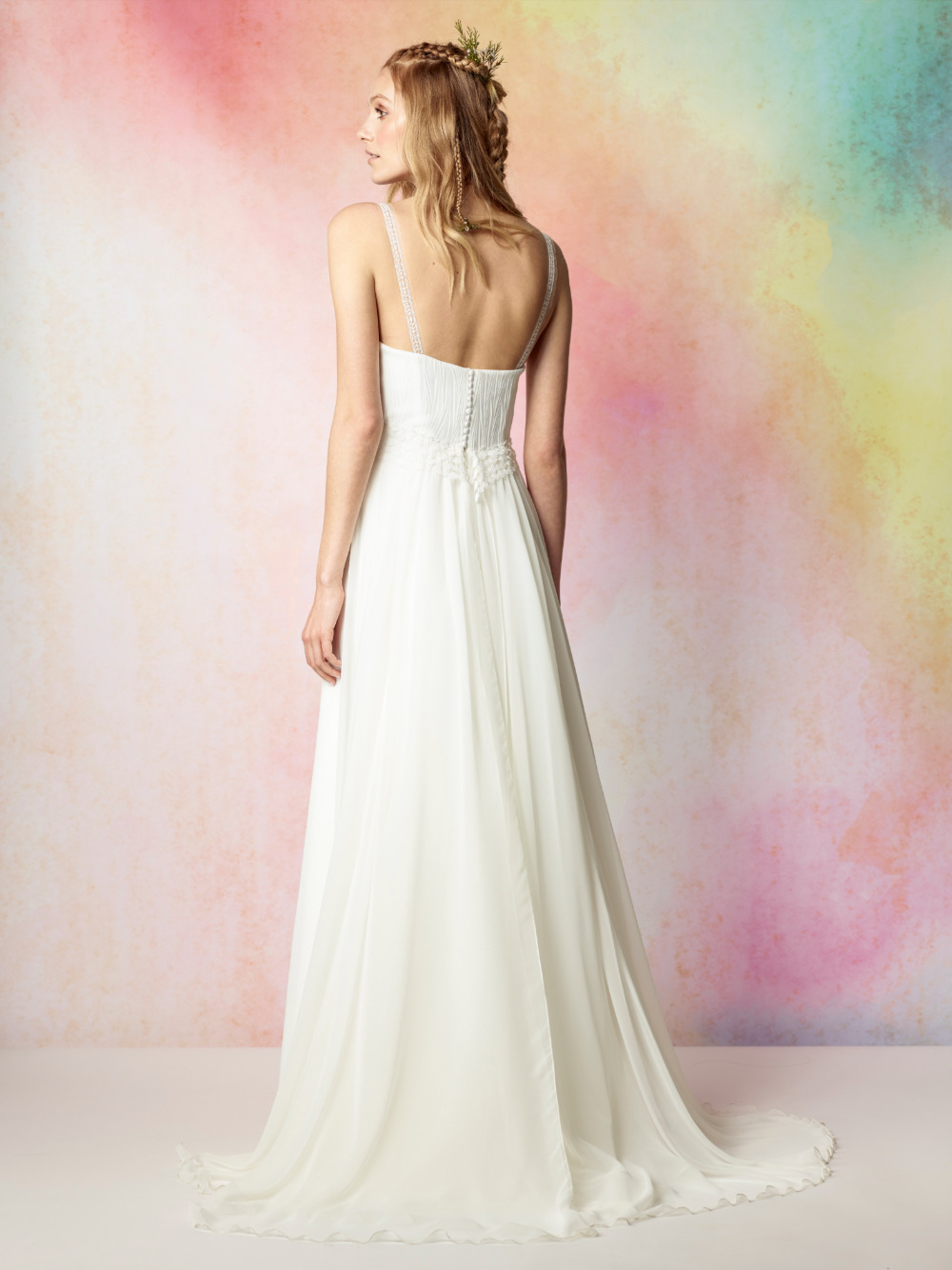 bohemian-chic-styling-wedding-dresses