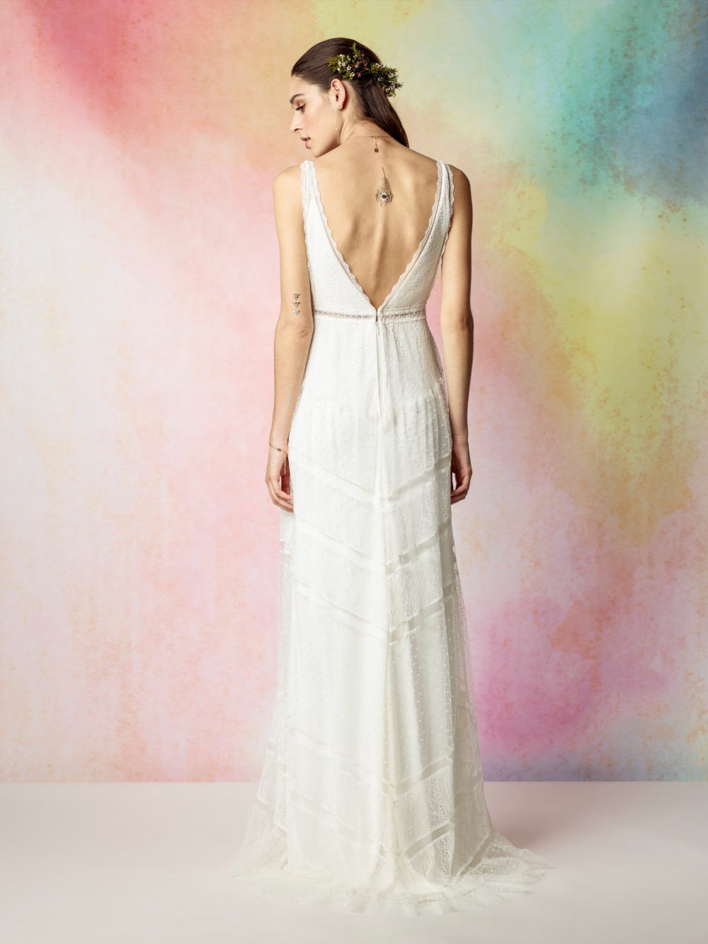 bohemian-chic-styling-wedding-dresses