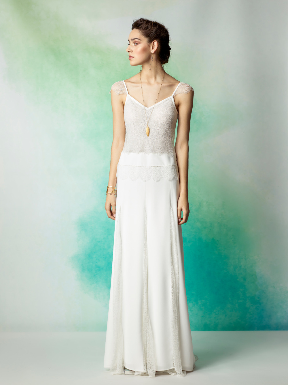 bohemian-chic-styling-wedding-dresses