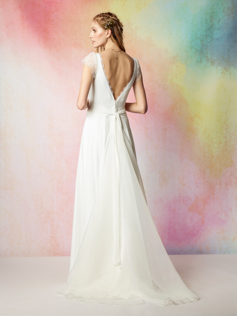bohemian-chic-styling-wedding-dresses