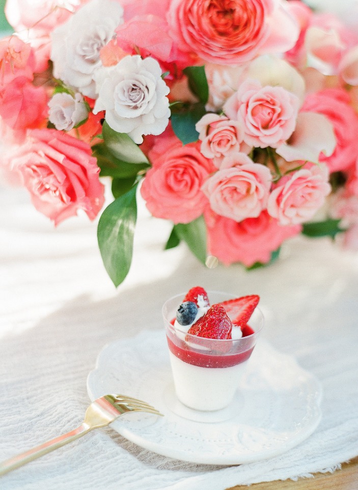 sweet and light wedding dessert idea