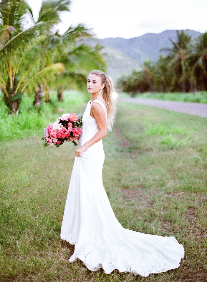 Love and Lace Hawaii wedding dress