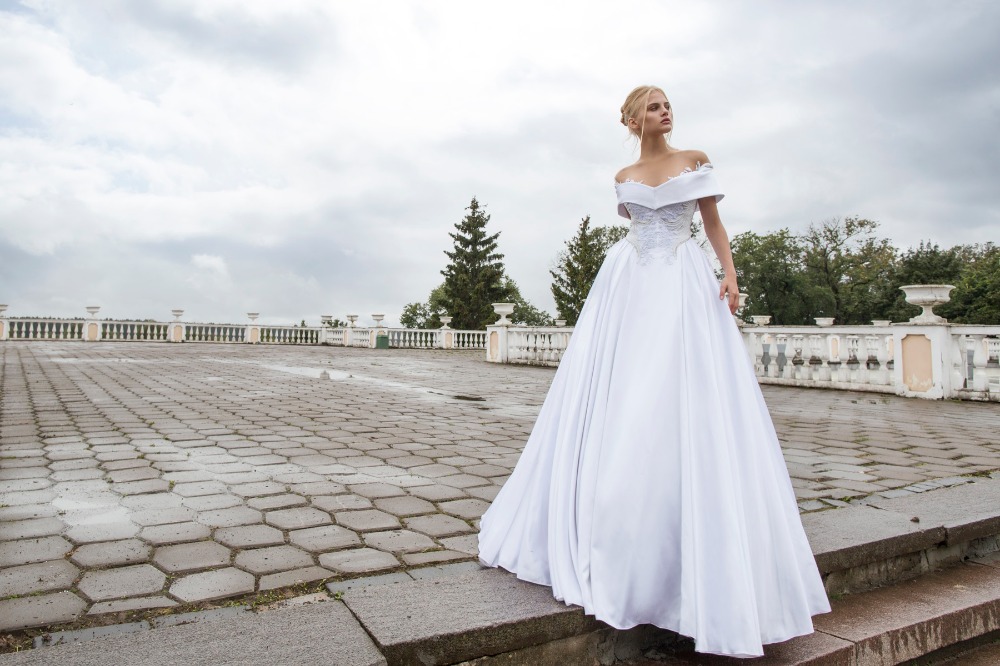 Nurit Hen Fall 2017BridalCollection23
