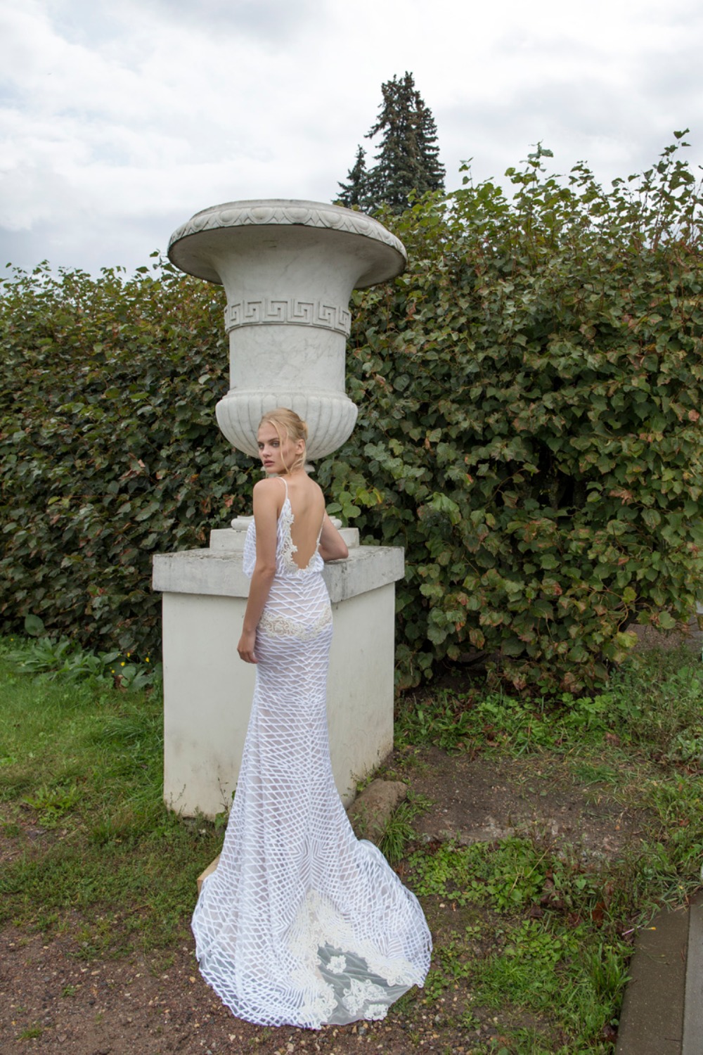 Nurit Hen Fall 2017BridalCollection31