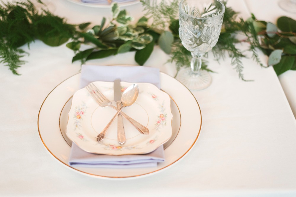 vintage-shabby-chic-farm-wedding-ideas