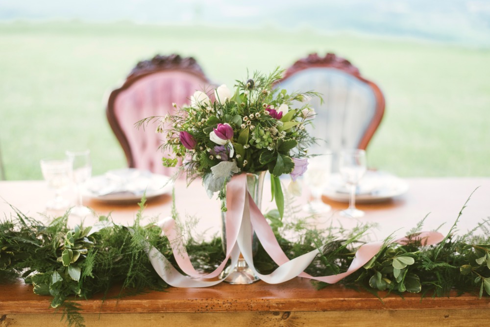 vintage-shabby-chic-farm-wedding-ideas