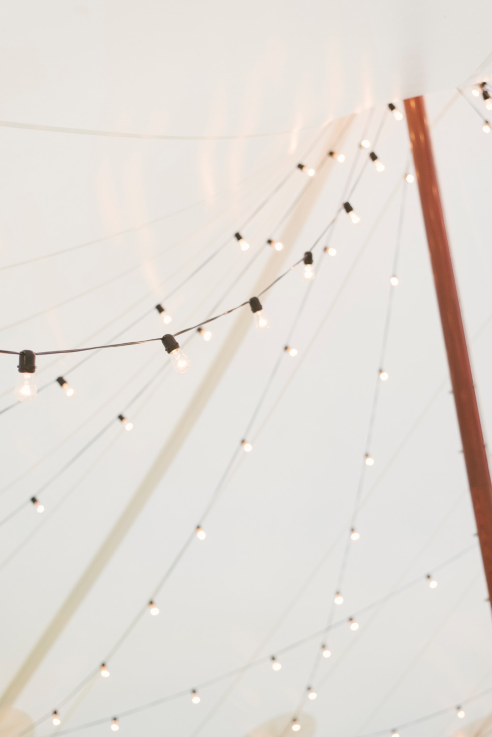 vintage-shabby-chic-farm-wedding-ideas