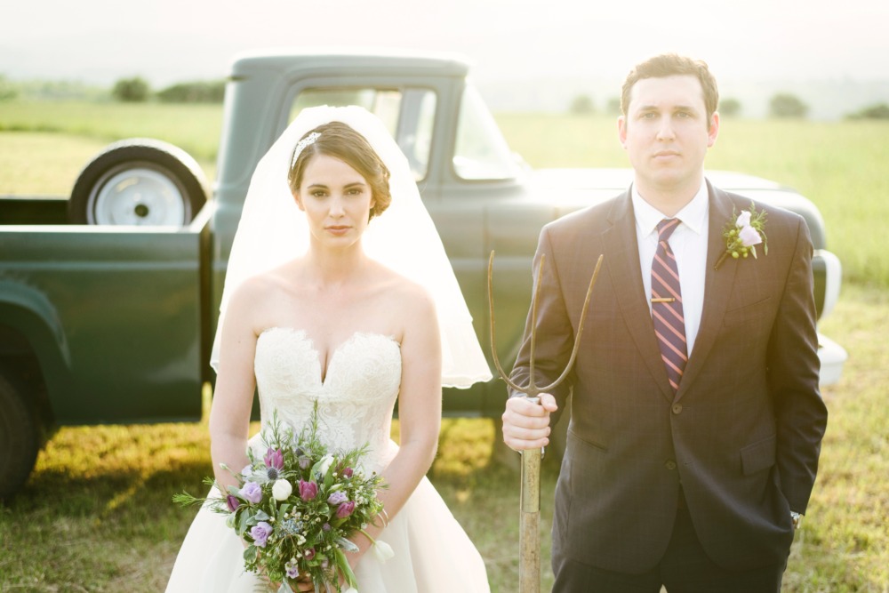 vintage-shabby-chic-farm-wedding-ideas