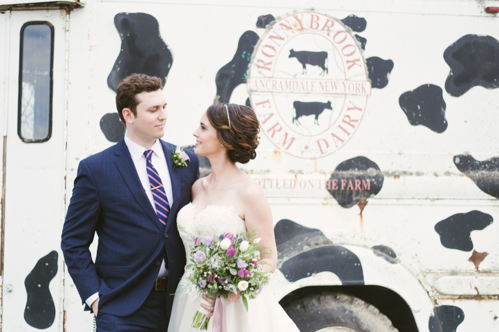 vintage-shabby-chic-farm-wedding-ideas