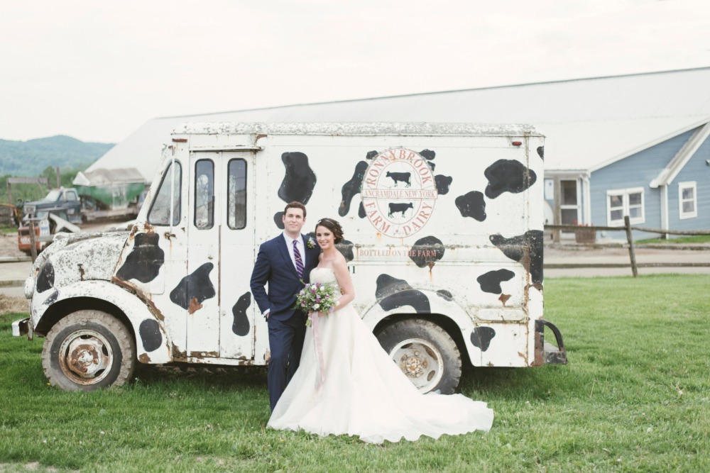 vintage-shabby-chic-farm-wedding-ideas