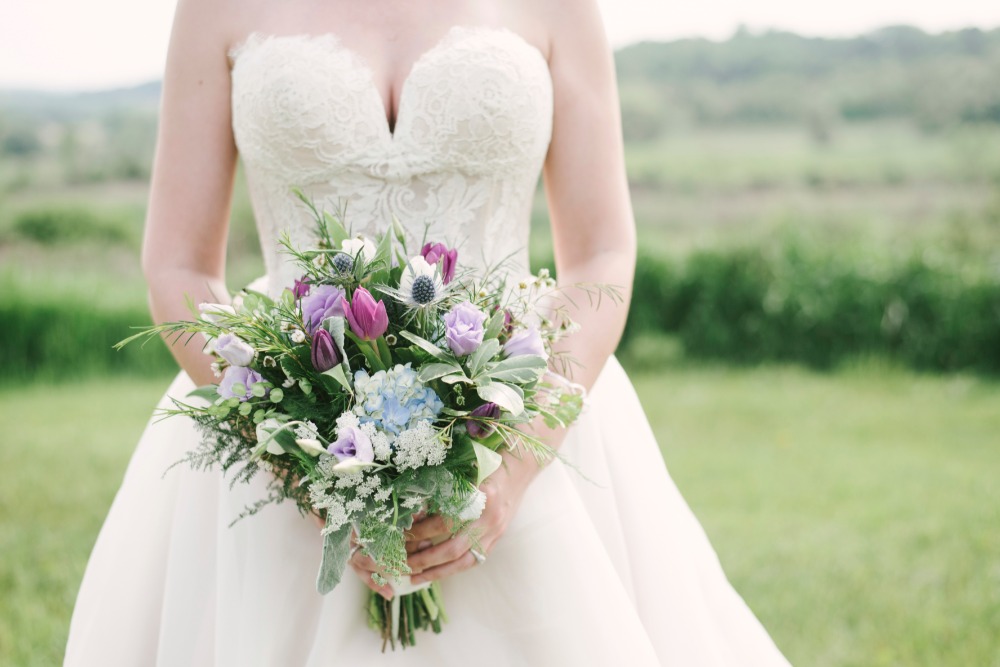 vintage-shabby-chic-farm-wedding-ideas