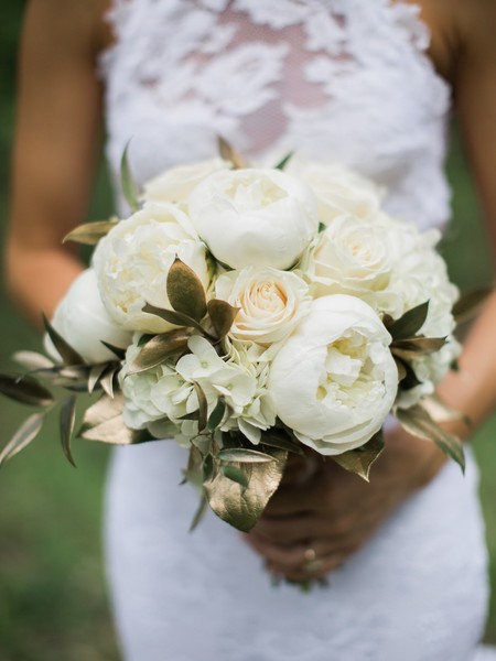 Natural Glam White and Gold Wedding