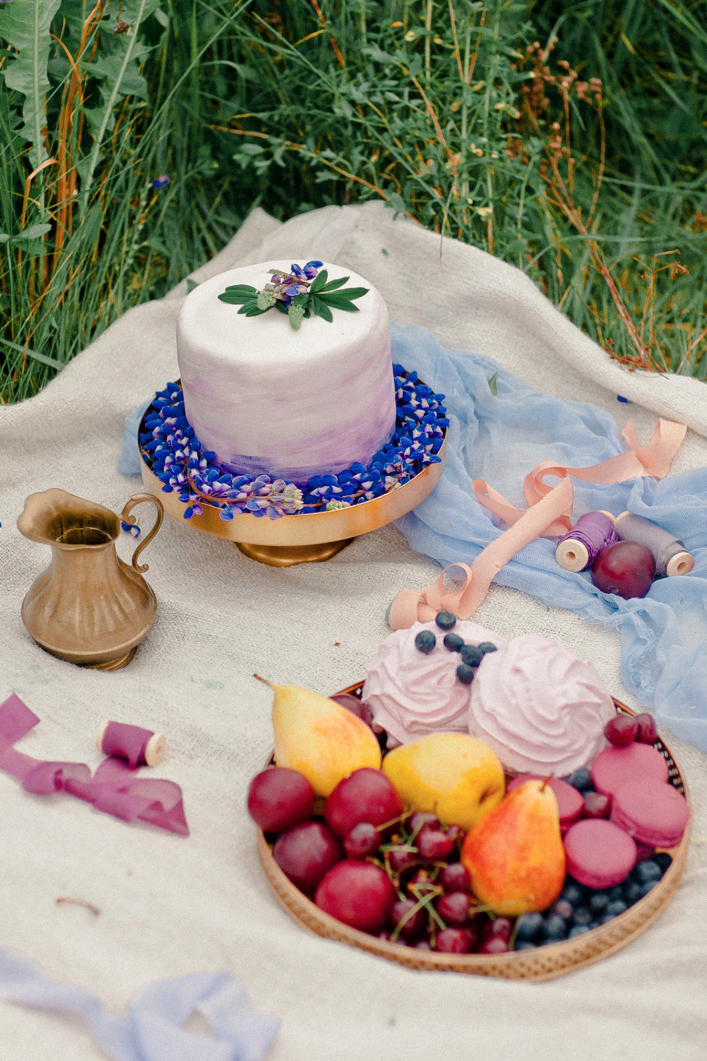 wedding cake and desserts picnic