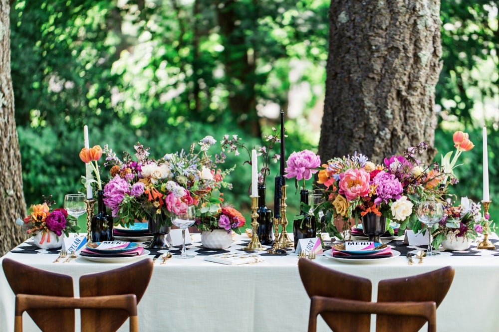 Bright and modern tablescape