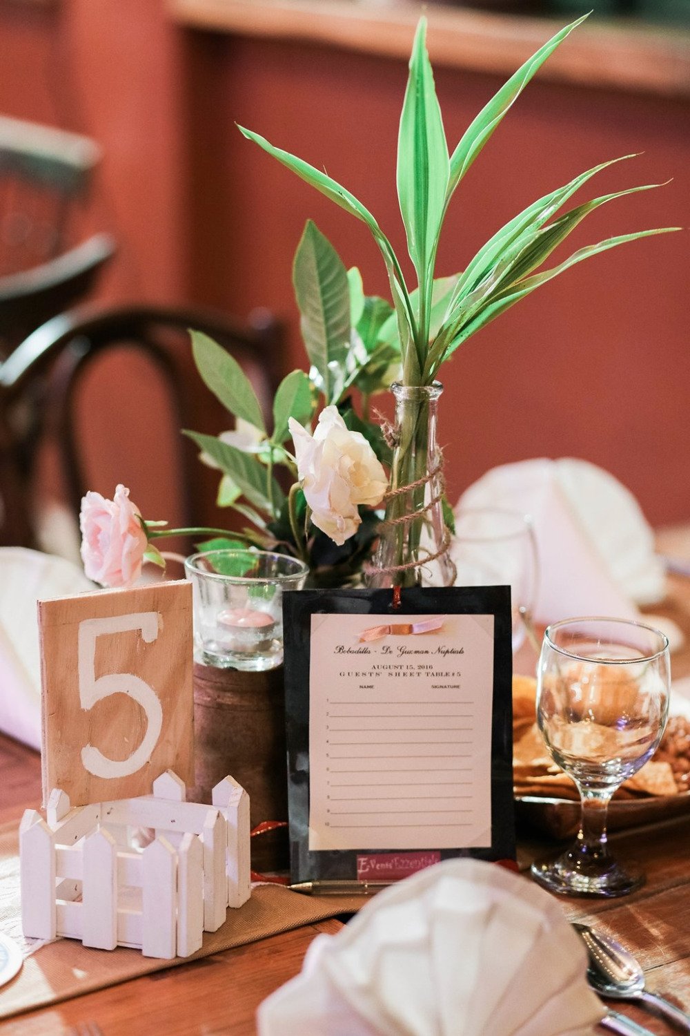 guestbooks for every wedding table