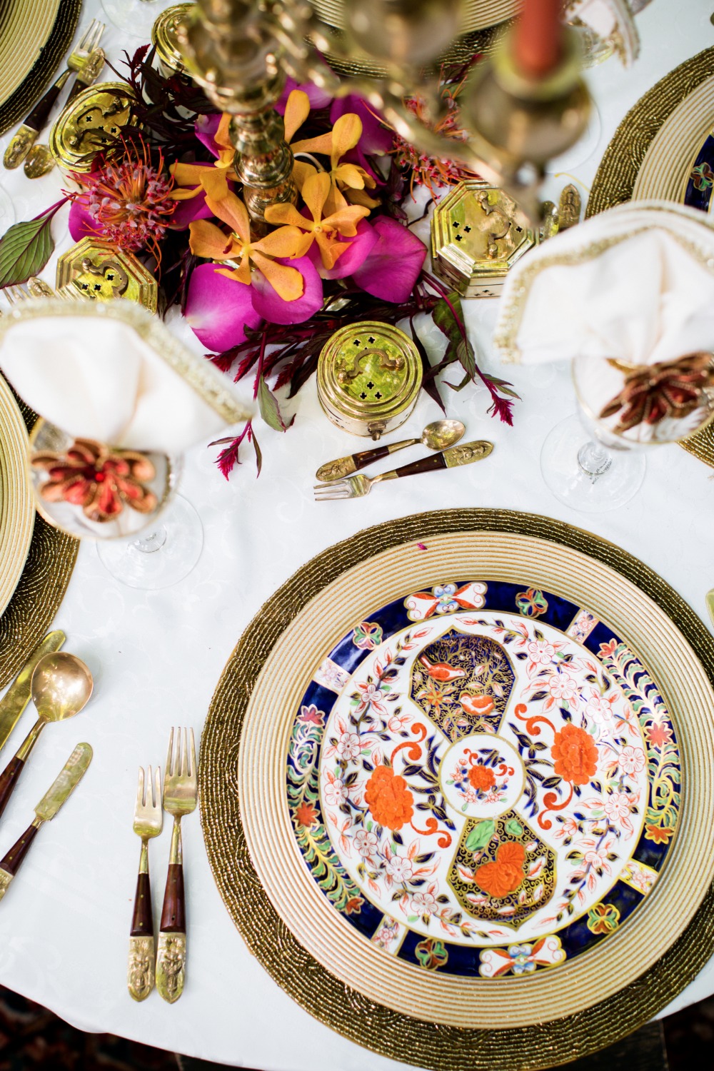 Eclectic details for your wedding table