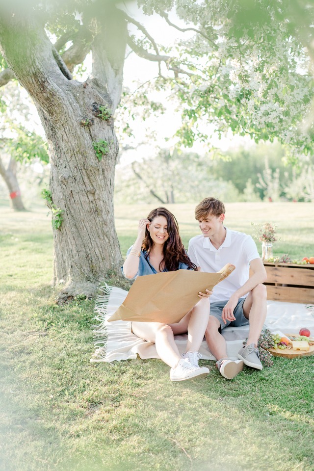 Orchard engagement shoot
