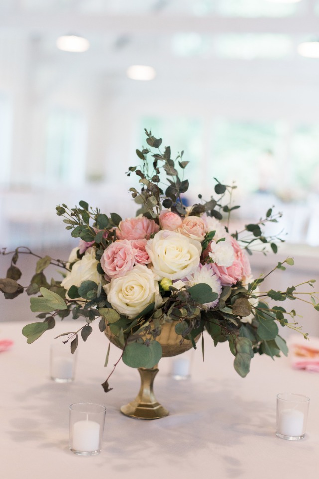 pink and white centerpiece