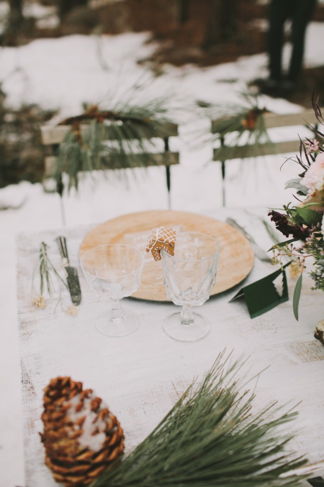 snowy winter wedding table decor
