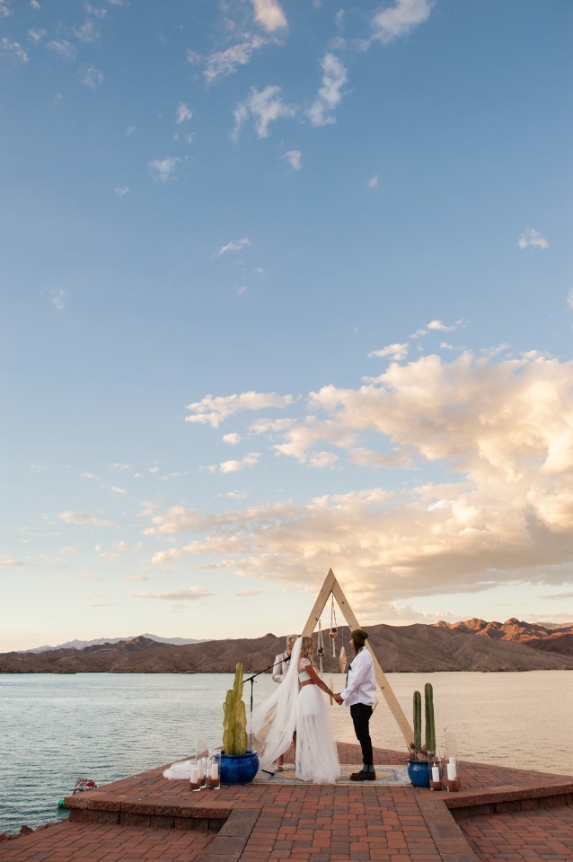 Desert lake front wedding in Arizona