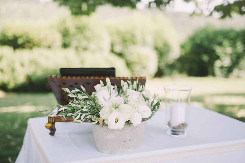Cute ceremony table