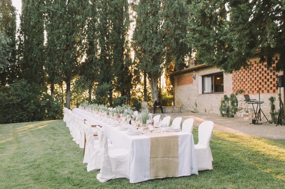 Family style dining for outdoor reception