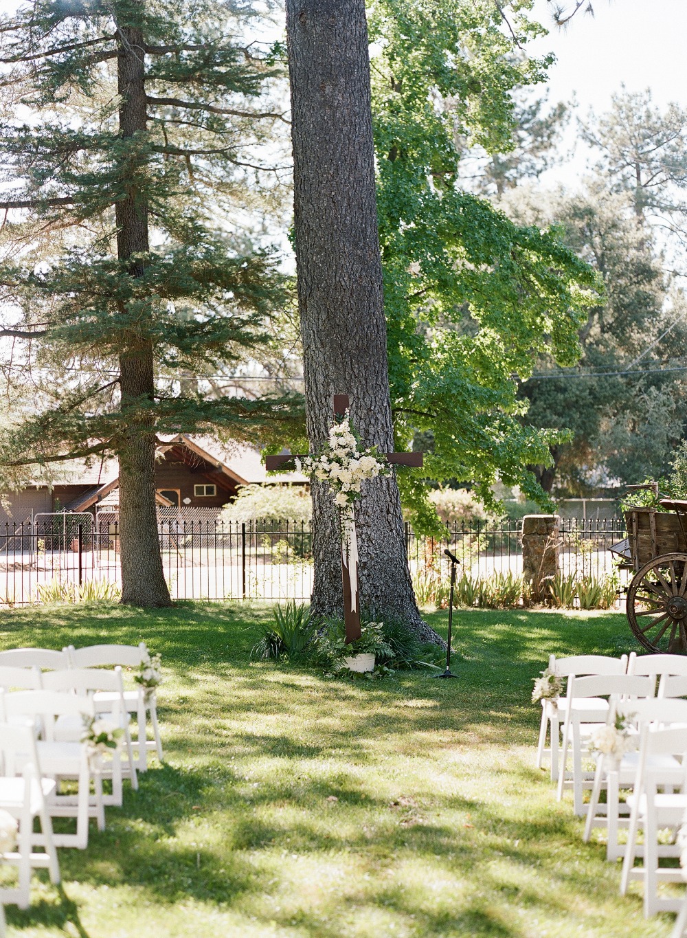 how-to-have-a-private-estate-wedding