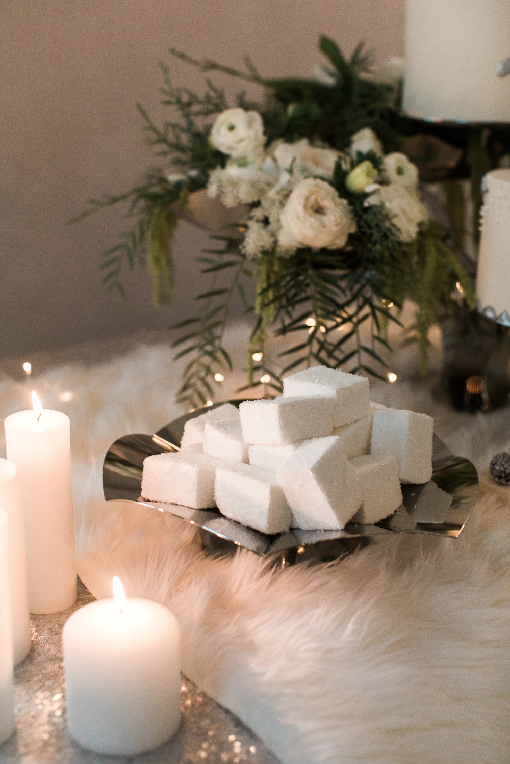 how-to-set-up-a-glamorous-wintry