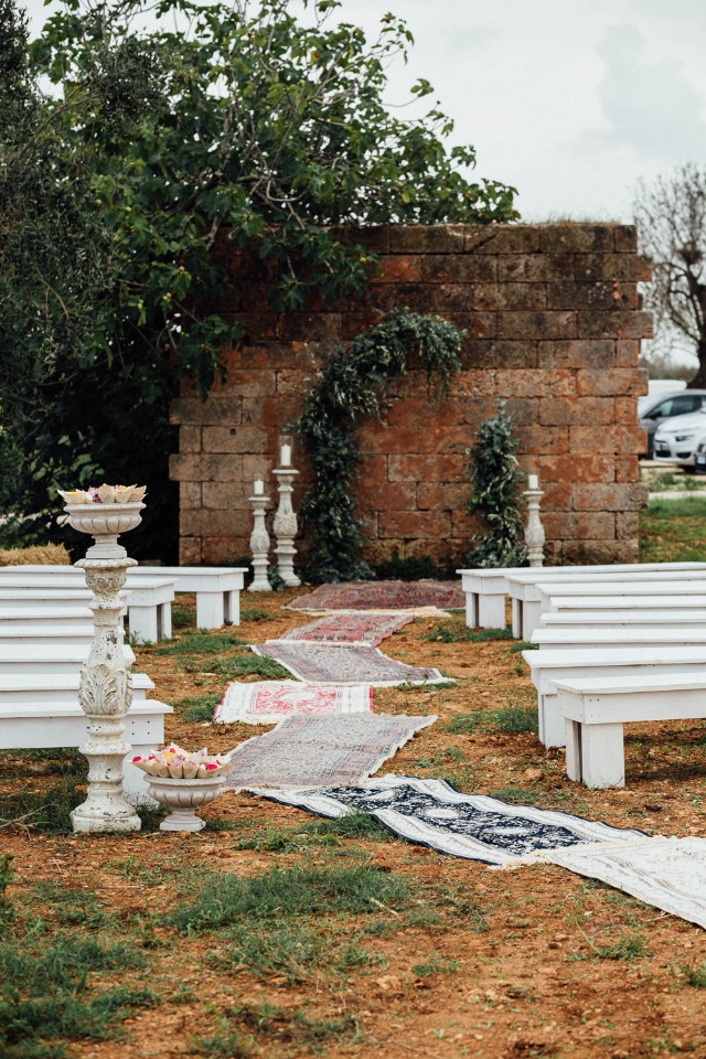 a little boho chic Italian wedding ceremony