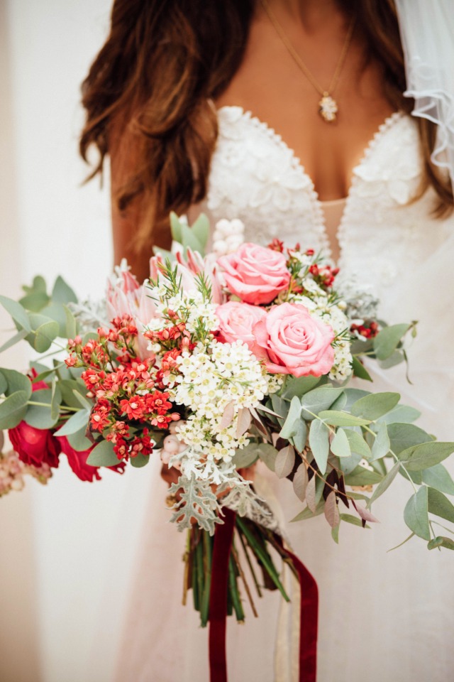 pink and red wedding bouquet