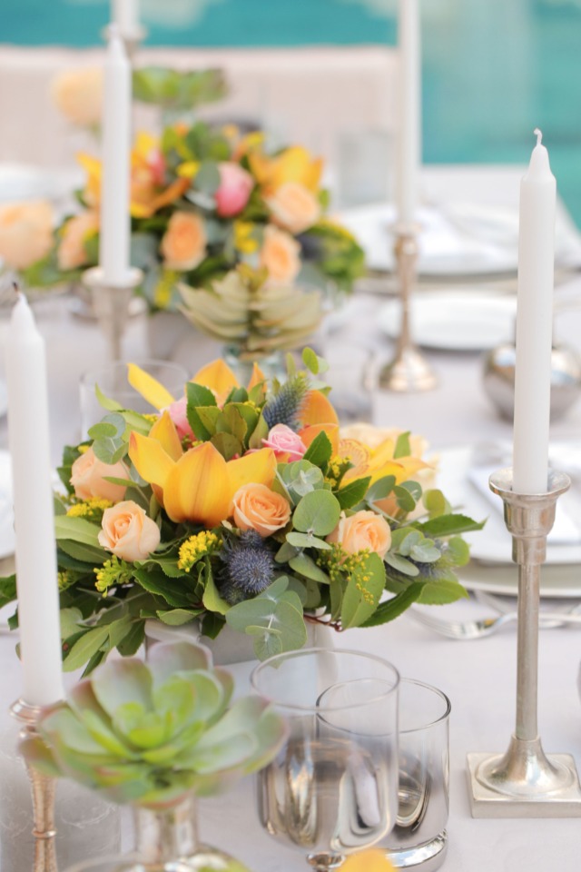 vibrant splashes of color in the centerpieces