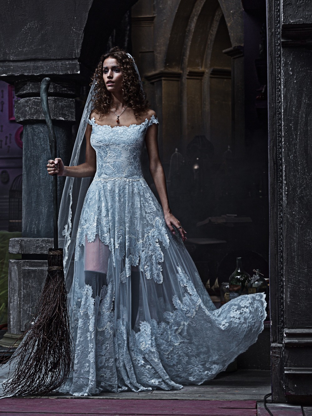 Style 2343_front+Style V 7019_1