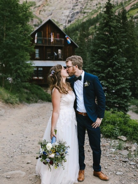 Time Stands Still At The Eureka Lodge Colorado Wedding Venue