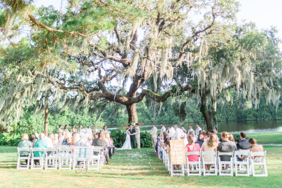 romantic oak tree wedding ceremony
