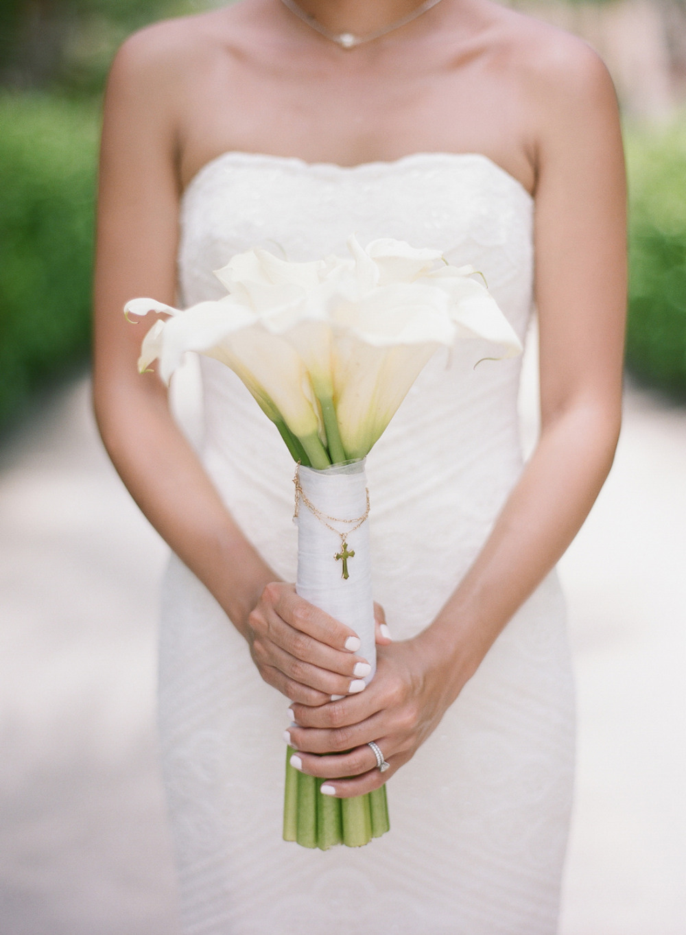 white lily wedding bouquet