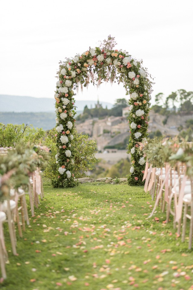 Garden rose wedding arch