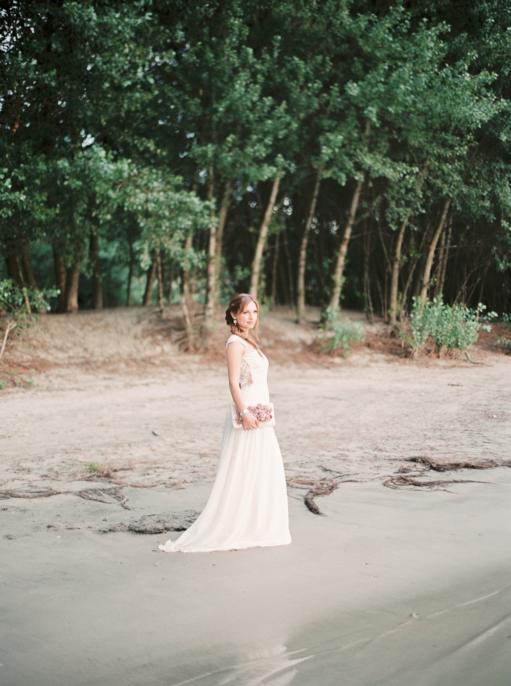 wildly-romantic-sand-and-sea-wedding