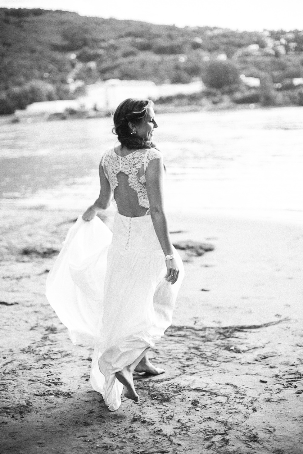 wildly-romantic-sand-and-sea-wedding