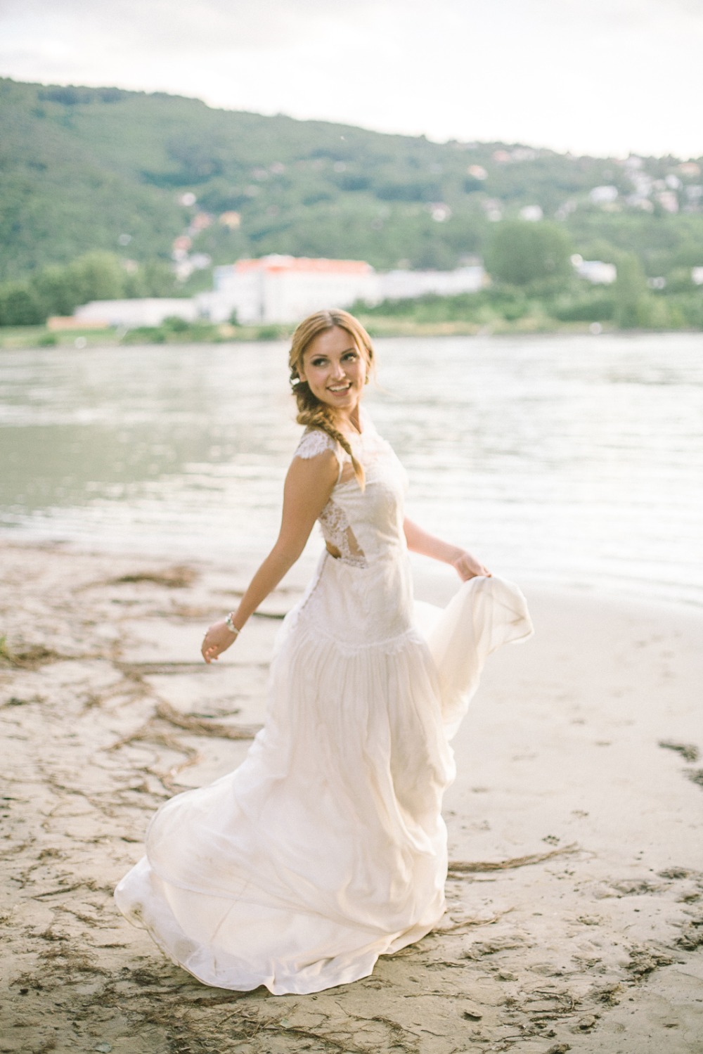 wildly-romantic-sand-and-sea-wedding