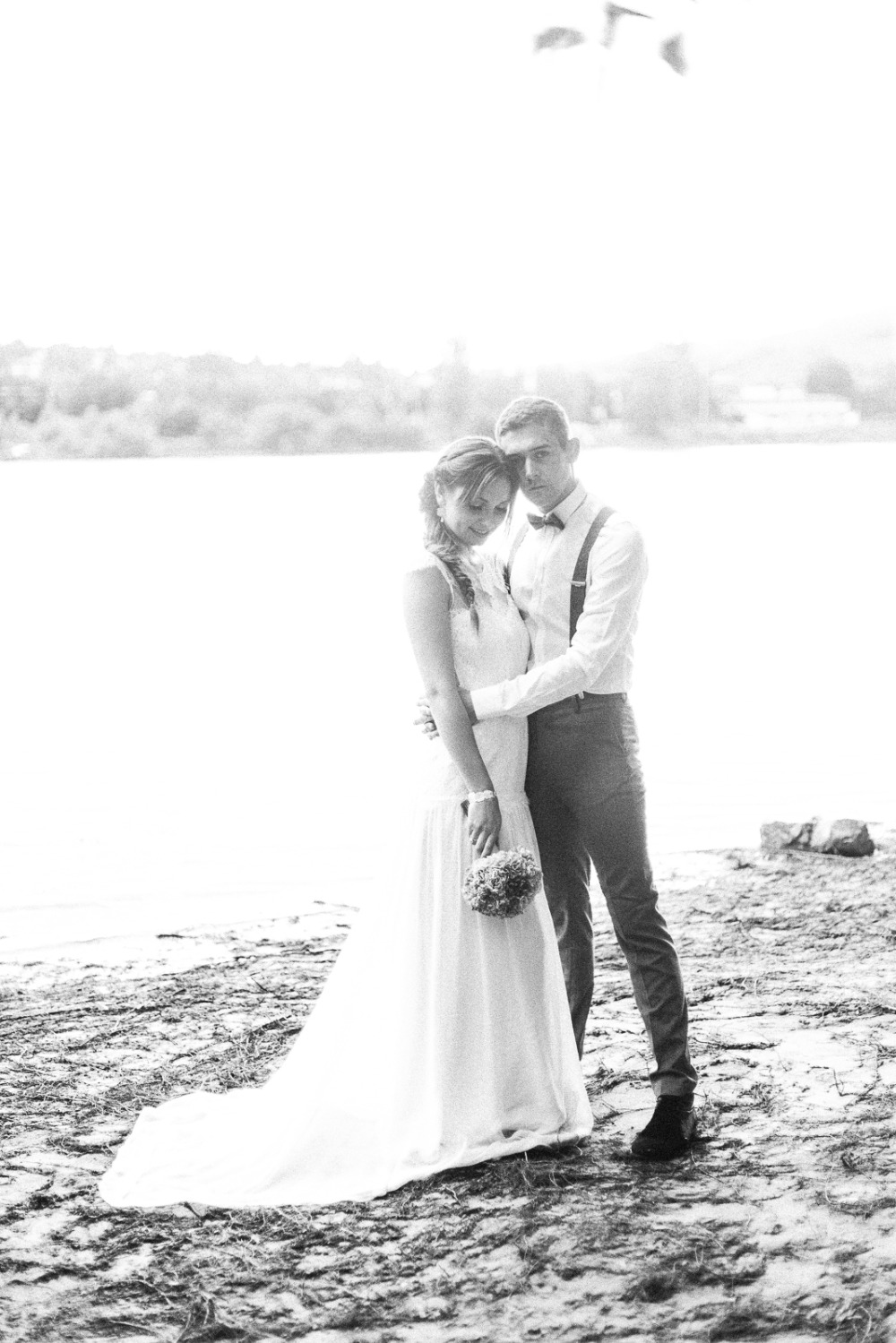 wildly-romantic-sand-and-sea-wedding