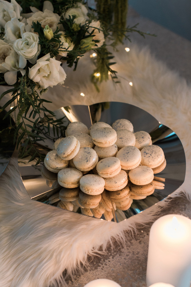 Vanilla and Sparkly  Macarons