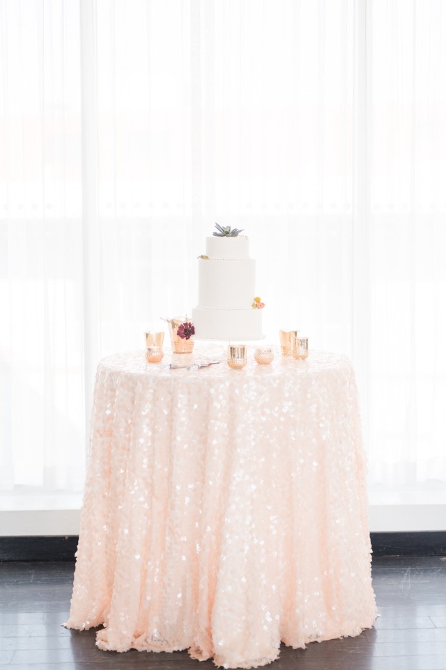 rose gold wedding cake table