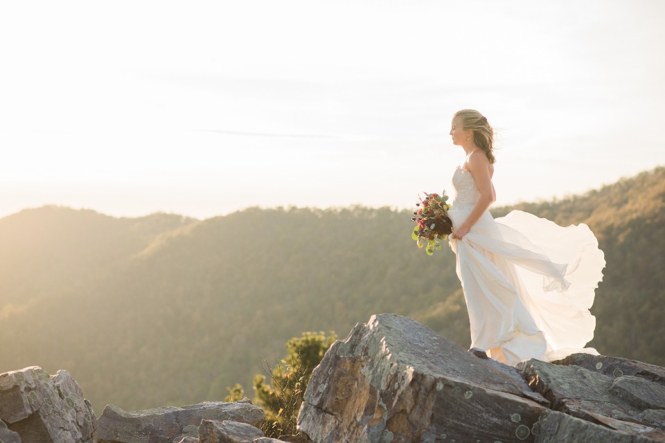 sunset wedding photos on a mountain top