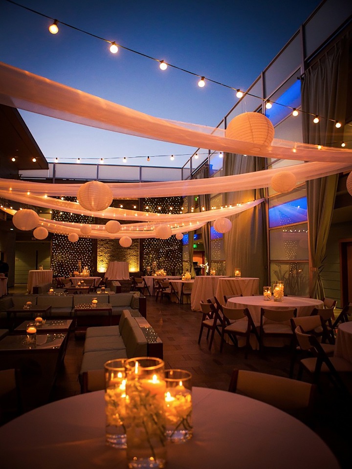The Shade Hotel open air courtyard at night