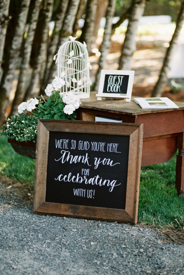 Cute wedding sign ideas