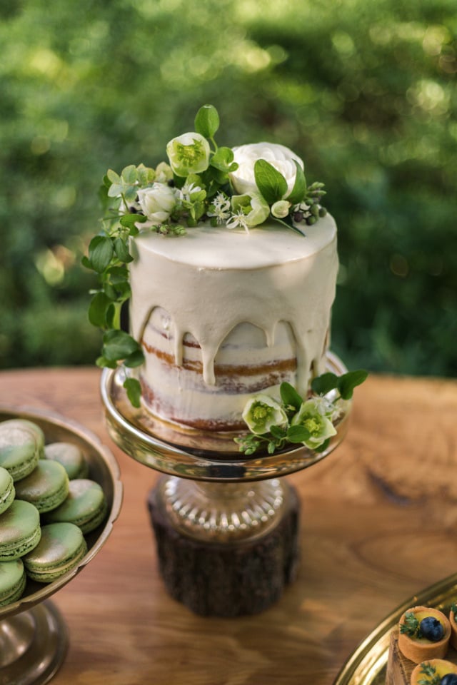 drizzle top naked wedding cake