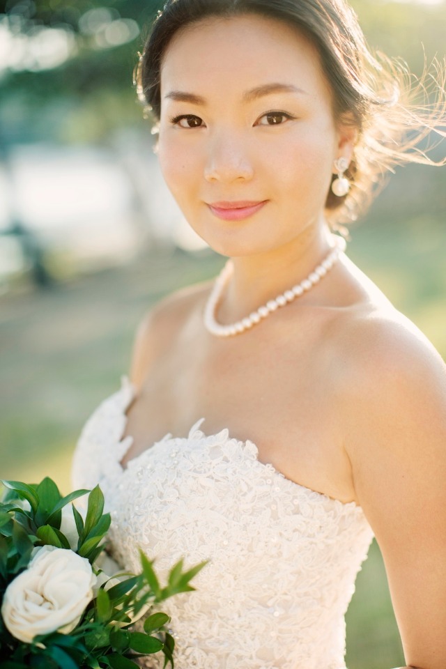 simple and chic wedding makeup