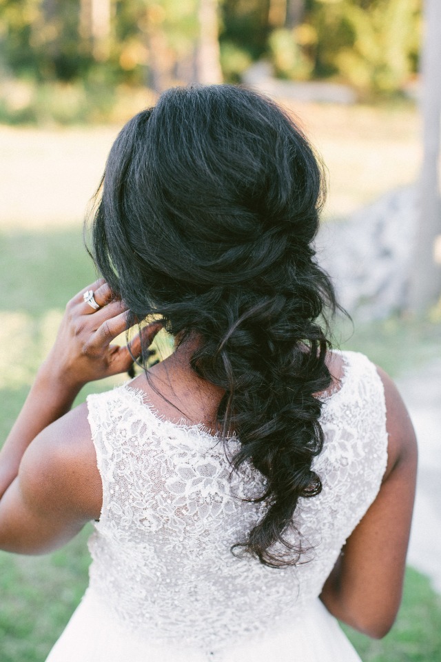 Love this messy braid for the bride to be